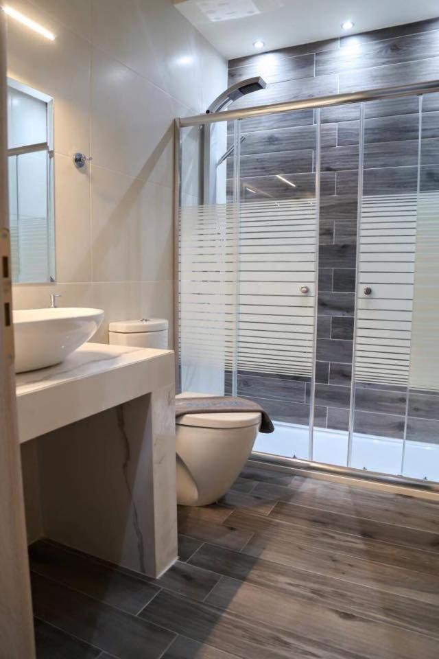 Peristeres Appartments โรดาคิโน ภายนอก รูปภาพ