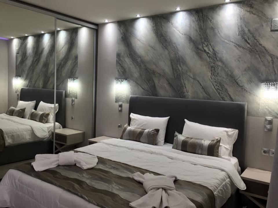 Peristeres Appartments โรดาคิโน ภายนอก รูปภาพ